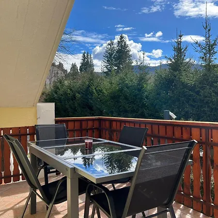 Lakeview Heaven Apartment