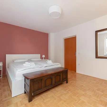 Lakeview Heaven Апартаменты *